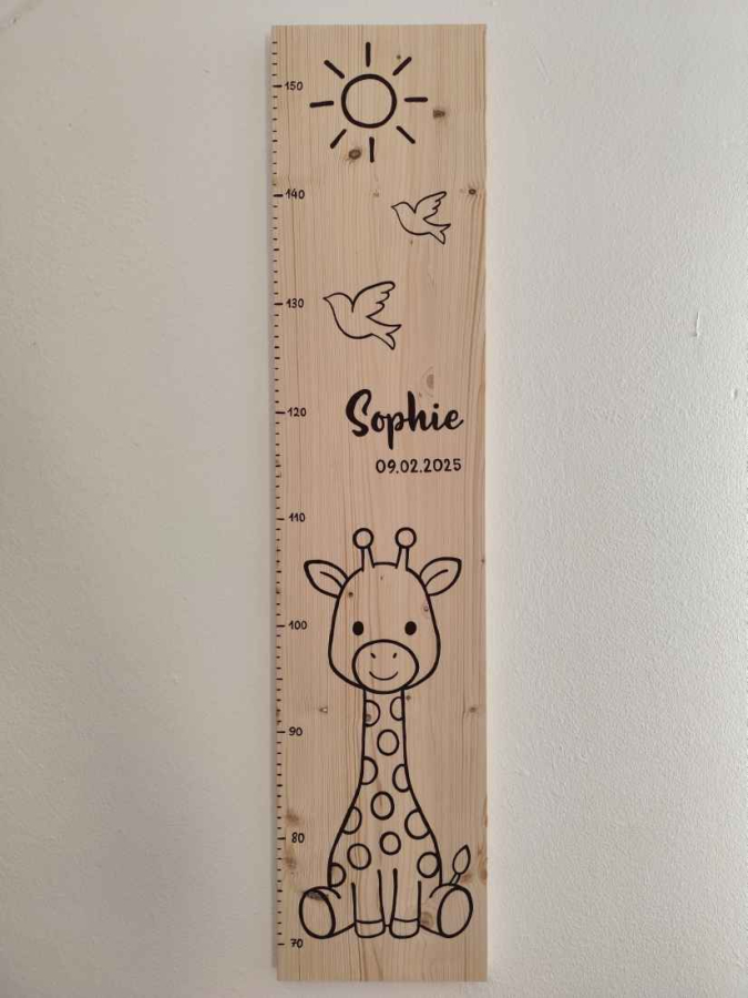 Preview: Messlatte für Kinder aus Holz Geschenk zur Taufe Geburt