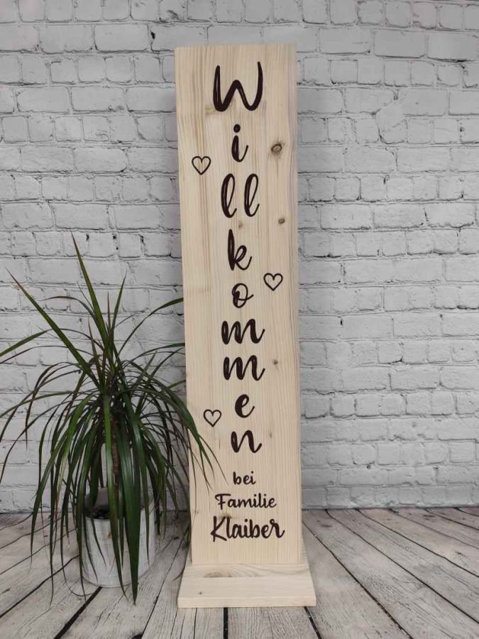 Willkommen Schild Aufsteller mit Herzen