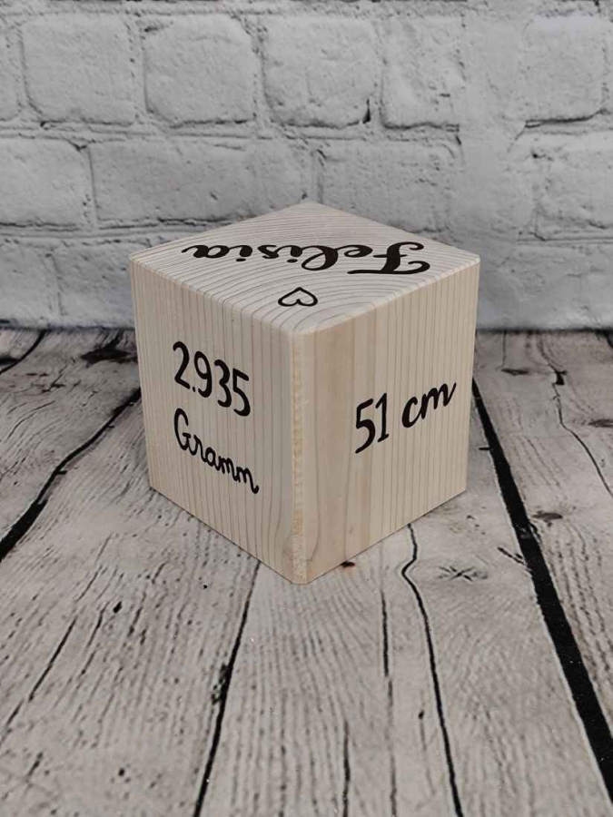 Geschenk Geburt Würfel personalisiert